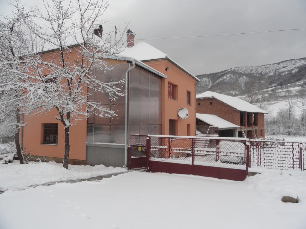 Stara Planina Vila Vesela Kuca Jalovik Izvor Exterior photo
